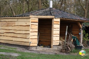 vuurplaats en werkhok